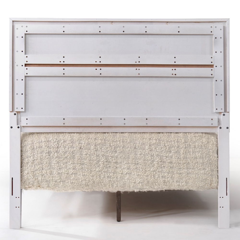 Naima - Contemporary - Bed