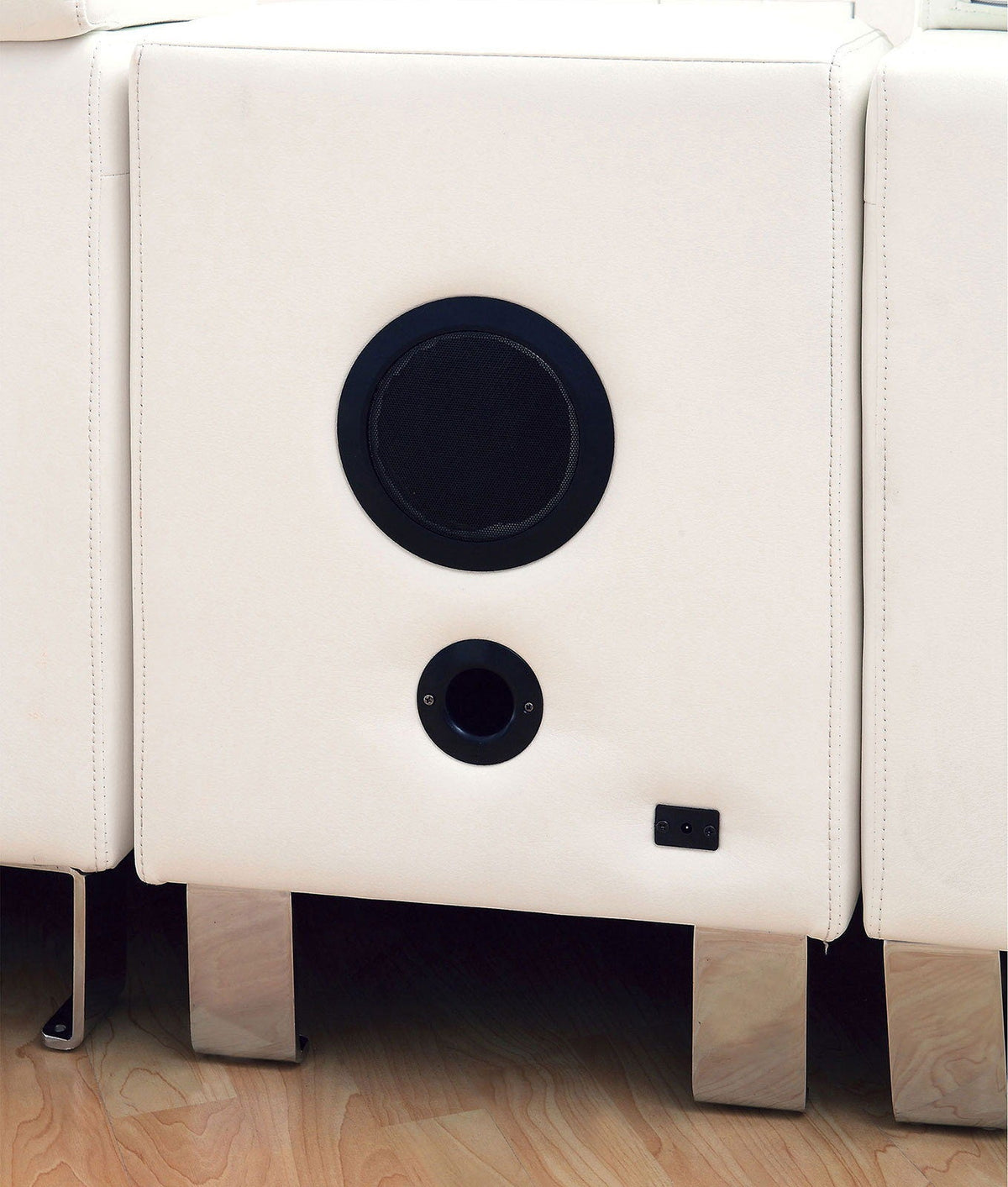 Kemina - Bluetooth Speaker Console