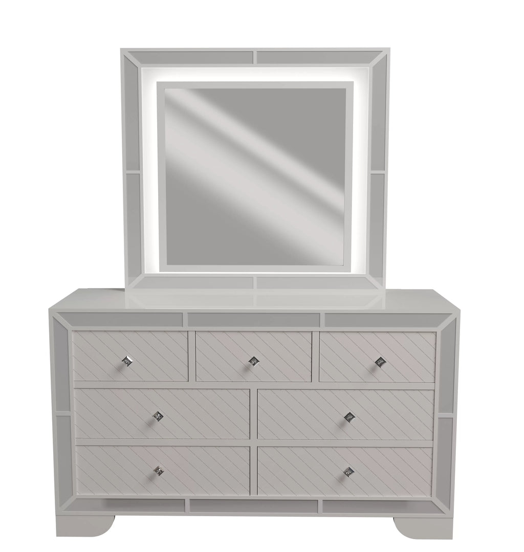 Dresser (F5568)