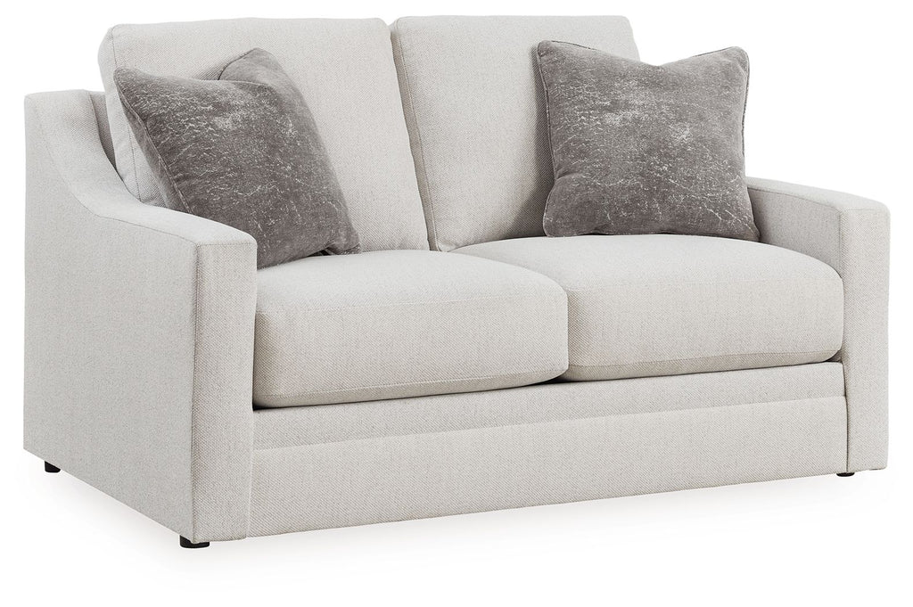 Maitelynn - Loveseat - Chalk